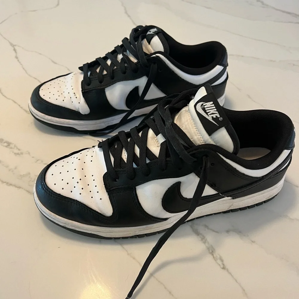Men’s Nike Dunk low retro white & black 8.5 - Picture 3 of 5